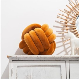 OUKEYI Knot Ball Pillow, Knotted Ball Throw Pillow Ultra Soft Companionship Decorative Hand-woven Knotted Ball Lamb Velvet Sofa Cushion, Knot Cushion, (Caramel)