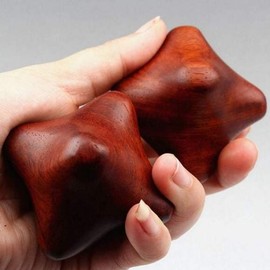 JQ Wooden massage ball acupressure hexagonal rod manual acupressure solid wood / 나무 마사지 볼 지압기 육각 봉 수동 지압 원목