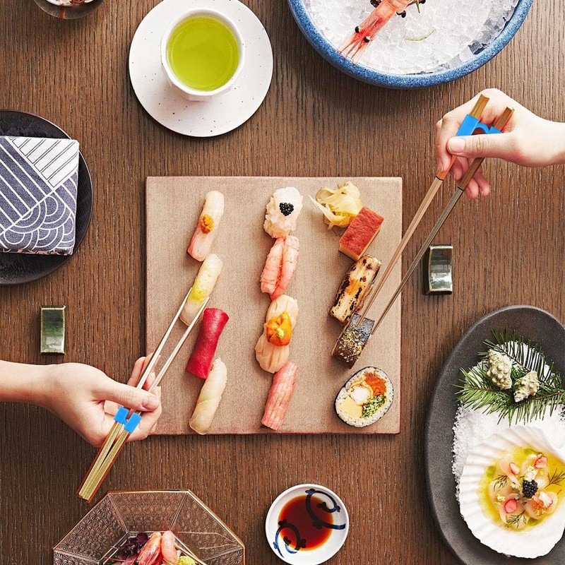 8-Piece Chopstick Assistant, Beginner Chopstick Training Props, Reusable Chopstick Holder,