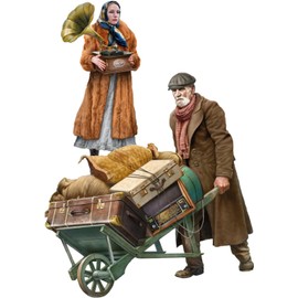 Miniart 1:35 - Refugees, Chandlers Family, Molded Color