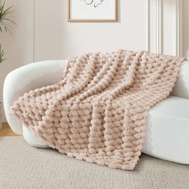 Whale Flotilla Cuddly Blanket, Fluffy Blanket with 3D Jacquard Pattern, Exquisite and Warm Sofa Blanket for All Seasons, 130 x 150 cm, Camel