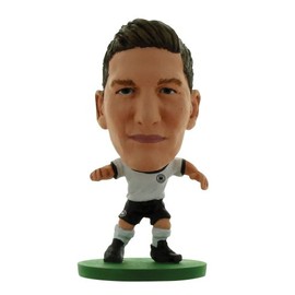 SoccerStarz Germany International Figurine Blister Pack Featuring Bastian Schweinsteiger Home Kit