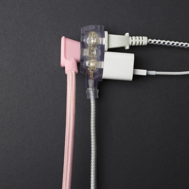 Globe Electric 22811 9-ft Fabric Extension Cord, 3 Polarized Outlets,