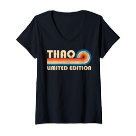 Womens THAO Surname Retro Vintage 80s 90s Birthday Reunion V-Neck T-Shirt
