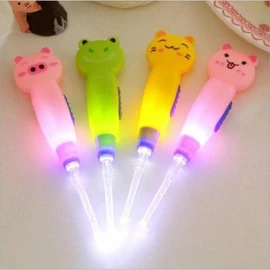 Sparkling Animal Kingdom LED Earpick / 반짝반짝 동물나라 LED 귀이개