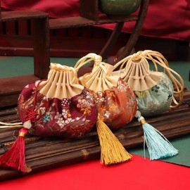 I agree to third-party provision for delivery of mini lucky bag, Korean traditional decoration, New Year's money pouch, foreigner souvenir gift, and return pouch. / 미니 복주머니 한국 전통 장식 세뱃돈 주머니 외국인 기념품 선물 답례품 파우치 배송을 위한 제3자 제공에 동의합니다