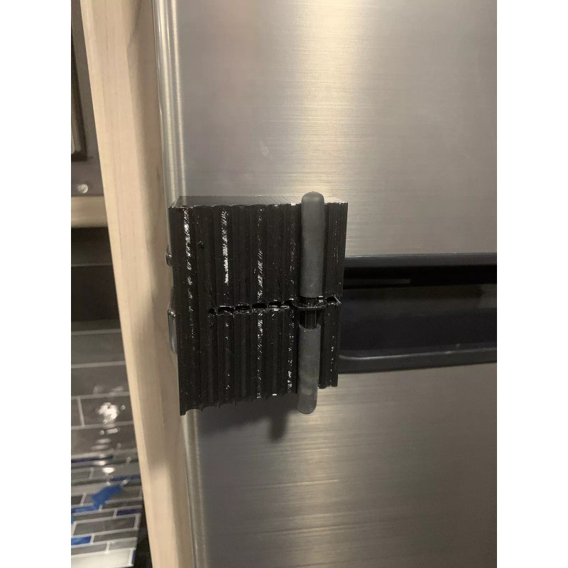 EverChill 10.7 Cu Ft RV 12V Compressor Refrigerator Door Travel