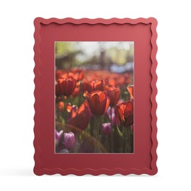 THKRLOF 11x14 Picture Frame with Mat for 8x10, Wavy Edge Wooden Real Glass Photo Frame for Wall Hanging, Red, 1 Pack