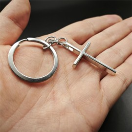 IZROLO Fashionable 1 piece Stainless Steel Cross Keychain Pendant Keychain Blessing Keychain Car Keychain (Silver Cross)