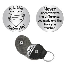 Inspirational Pocket Hug Token Long Distance Gifts for Friend Family Lovers Relationship Keepsake Keychain Double Sided Gifts with PU Leather Keyring (never underestimate the difference you made)