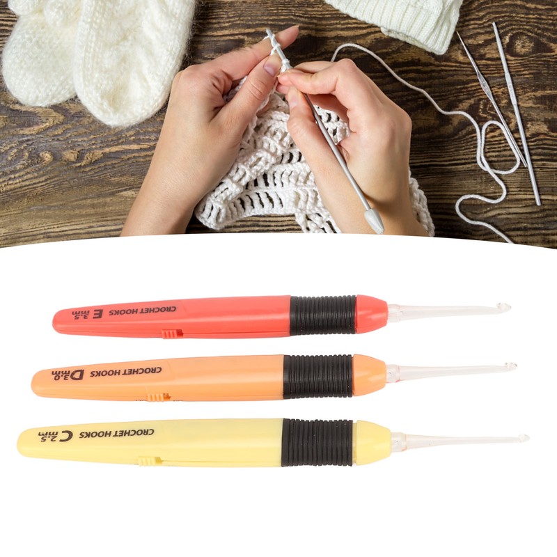 3 Pcs Lighted Crochet Hooks Set 2.5mm 3.0mm 3.5mm Lightweight