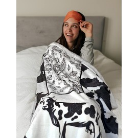 Cow Print Blanket, Farmhouse Soft Fleece Blanket, Cute Cow Throw, Plush Sofa Bed Travel Blankets for Baby Kids Adults Girls Boys Teens Gift