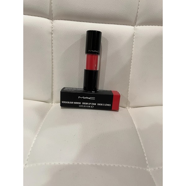 M·A·C MAC Versicolour Varnish Cream Lip Stain In 105 TRY