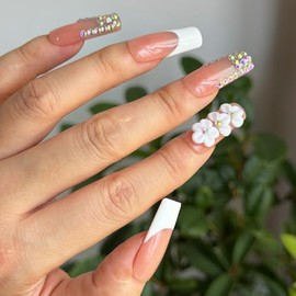 Uñas postizas blancas largas cuadradas con punta francesa, brillantes, hechas a mano, color nude.