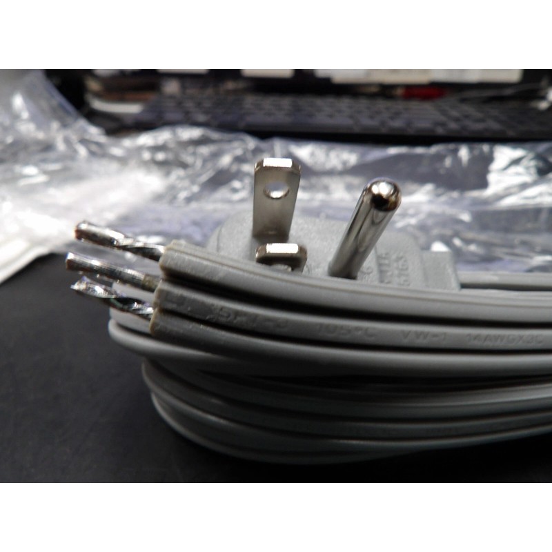 Electrolux Smart Choice 6ft 15A 14AWG APPLIANCE CORD, 90 Degree