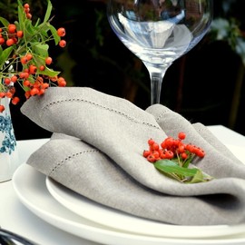 Linen & Cotton 4 x Hemstitch Florence Fabric Napkins 100% Linen - 43 x 43 cm (Beige)