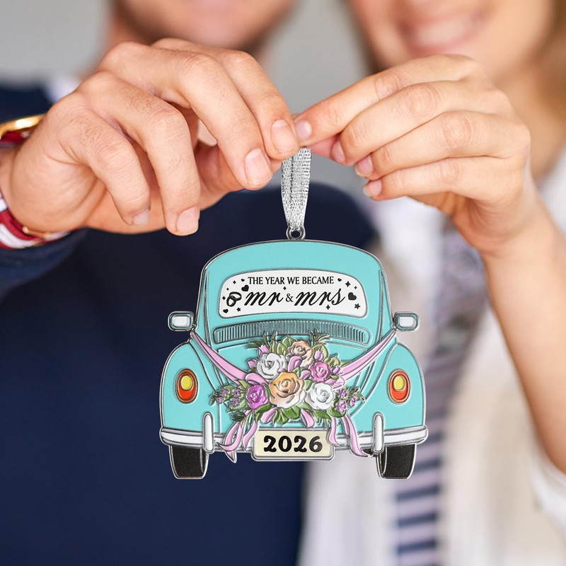 Wedding Gift for Couples 2026 Mr and Mrs Christmas Ornament
