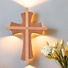 Kaltner Präsente Geschenkidee - Wandkreuz Echtes Holz Buche Kreuz Kruzifix