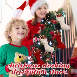 Zubebe 12 Piezas Mini Medias Navideñas Calcetín Navideño de Punto Rústico con 12 Etiquetas para Nombres Medias Colgantes para Chimenea de Navidad Familiar Medias Decorativas Navideñas, Rojo, Marfil