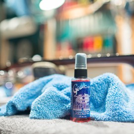 Gerlitz Guitar Honey Fretboard Oil - Premium Guitar Fretboard Cleaner and Fretboard Conditioner For All Dark Natural Woods - Rosewood, Ebony, and Exotic - 2 Oz. Spray Bottle