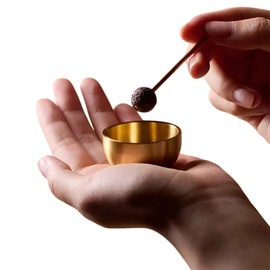 Mini Singing Bowl Set Heart Warming Angel Sound Little Tibetan Singing Bowl Set with Mallet and Cushion Handcrafted Portable Singing Bowl for Meditation Stress Relief Sound Healing Yoga Gift