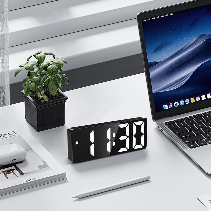 OQIMAX Digital Alarm Clock, LED Digital Alarm Clock with Temperature