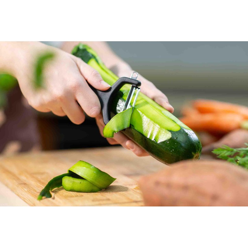 ARCOS Professional Peeler for Fruits and Vegetables. 5.5 Inch Stainless