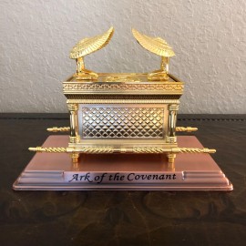 The ARK OF THE COVENANT - Size: 11”L x 6.3”W x 7.7”H / Weight: 5lbs / Full Metal