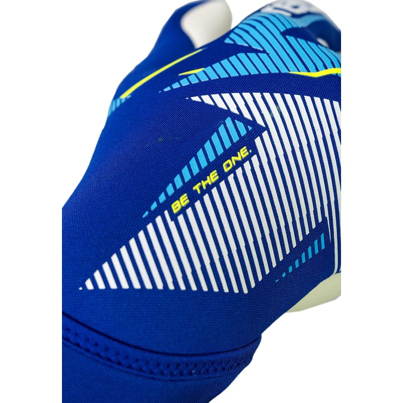 Reusch Goalkeeper Gloves Children Teenagers Strong Grip & Breathable