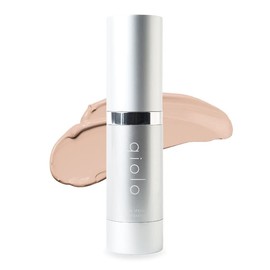 qiolo Base Makeup and Skin Care Essence in One! Medicated Wrinkle Improvement & Whitening Foundation [Quasi Drug] (1 Piece)