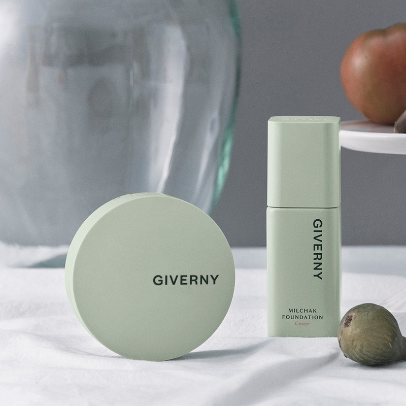 Giverny Close-Fitting Cover Cushion Foundation Set 12g + Refill 12g,