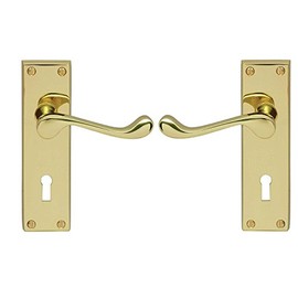 Carlisle Brass Victorian Scroll Lever On Backplate - Lock 57mm c/c - Brass - Includes a pair of handles & fixings, gold, 15.5 x 4.1 x 5.8 cm, CBS54/BP