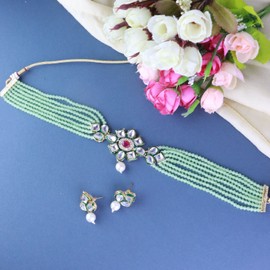 I Jewels Womens 18K Gold Plated Indian Wedding Bollywood Choker Set Glided With Kundan & Beads (K7227Min) Mint