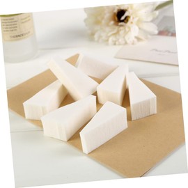 Baluue Triangle Makeup Puff Wedges 40pcs Soft Cosmetic Sponges for Foundation and Setting Powder for Skin Types and Travel