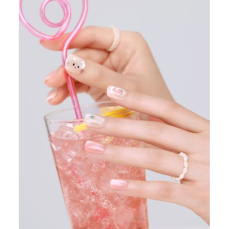 Dashing Diva Magic Press Mellow Cat (Regular Round) Nail Tips