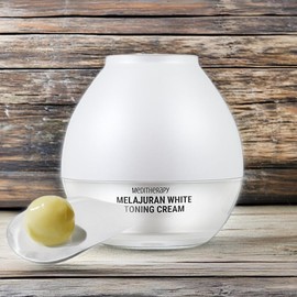 Meditherapy Skin Refreshing Skin Irritation Relief Nutritious Cream Melajuran White Toning Cream Single Item Freckle Concentrating Tone Up Cream 1 piece 50g / 메디테라피 피부산뜻함 피부자극완화 영양크림 멜라쥬란 화이트 토닝 크림 단품 기미집중톤업크림 1개 50g