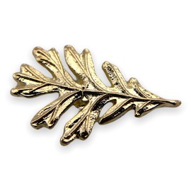 StockPins Oak Leaf Lapel Pin – Fall Leaf Brooch for Autumn, Thanksgiving, and Earth Day – Perfect for Backpacks, Hats, and Jackets – Made in the USA