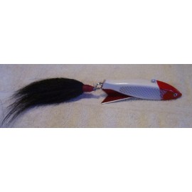 Decoy 032024 BEAUTIFUL 9" OVERALL WOOD ICE SPEARING DECOY DARTING DECOY RED WHITE