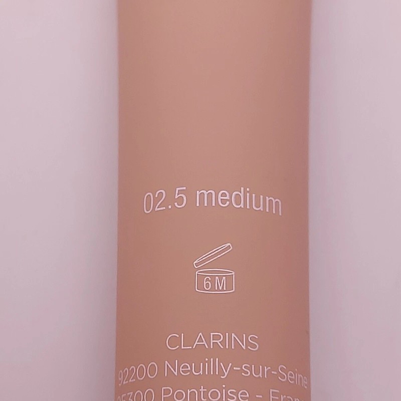 Clarins Everlasting Concealer Long Wear Hydration 02.5 MEDIUM