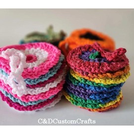 Crochet Wind Spinner - Handmade Twirl Decor, Colorful Knit Design, Soft and Unique Handmade Crafts - Colour: Red & Black