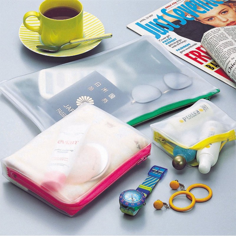 リヒトラブ クリアケース ポーチ 半透明 スモーキィ マチ付 B6 水 F271ミズ