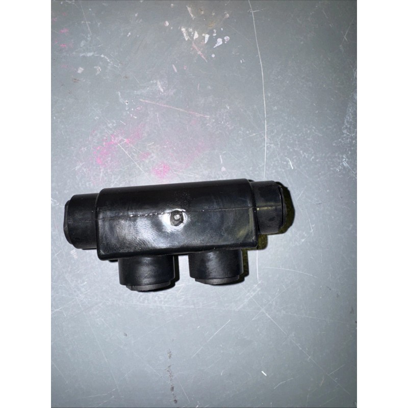 Burndy 1Pbs1/0 Insulated Multitap Connector,2.91 In. L