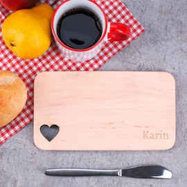 Cera & Toys® Breakfast Board with Engraving – Cut-Out Heart – with Desired Name Simple Writing