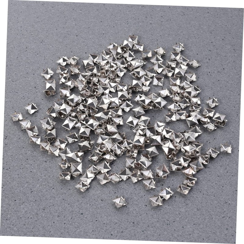 COHEALI 200pcs 10mm Square Metal Studs Spikes for DIY Punk