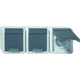 Gira AP/WD Dreifachsteckdose 0789 30