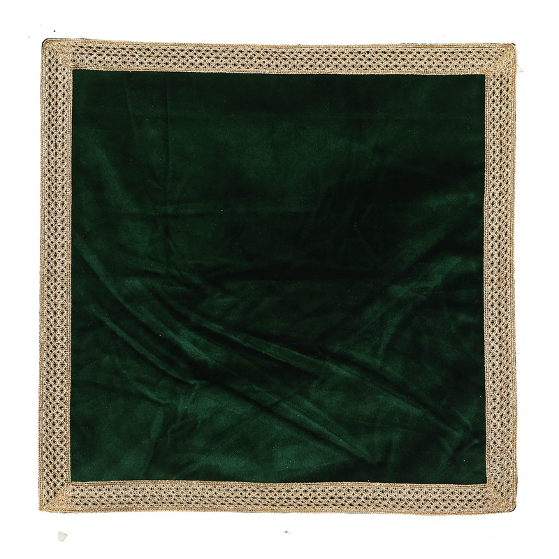 Indian Consigners Small Solid Color Velvet Cloth for Multipurpose Use