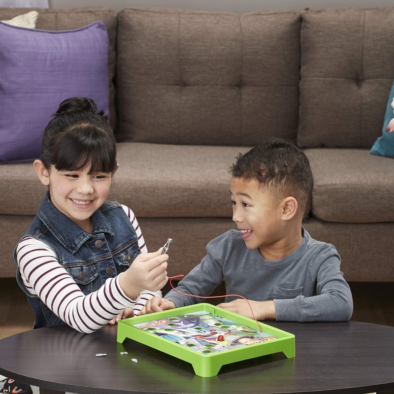 Hasbro Gaming L'Allegro plore go Buzz Lightyear, Multi-Colour