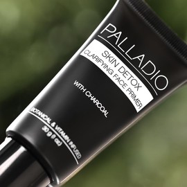 Palladio Skin Detox Primer Facial Clarificante con Carbón, crea una base suave para la aplicación de maquillaje, brinda un aspecto glamoroso impecable de larga duración, 1 onza, Estándar