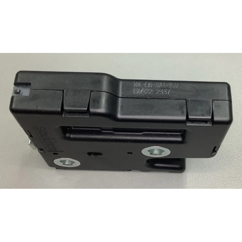 Southco R4-EM-9A1-150 Electronic Push-to-Close Latch, 1/4-20 Thread (R80)