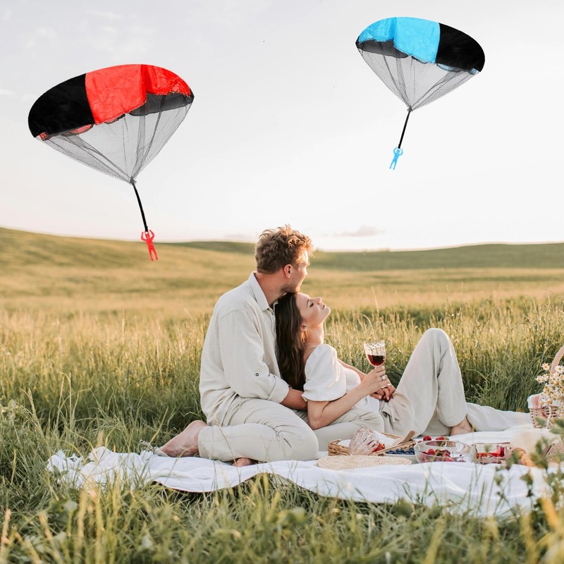 Luckious 2 Pack Parachute Toy Soldiers - Hand-Tossed Army Men